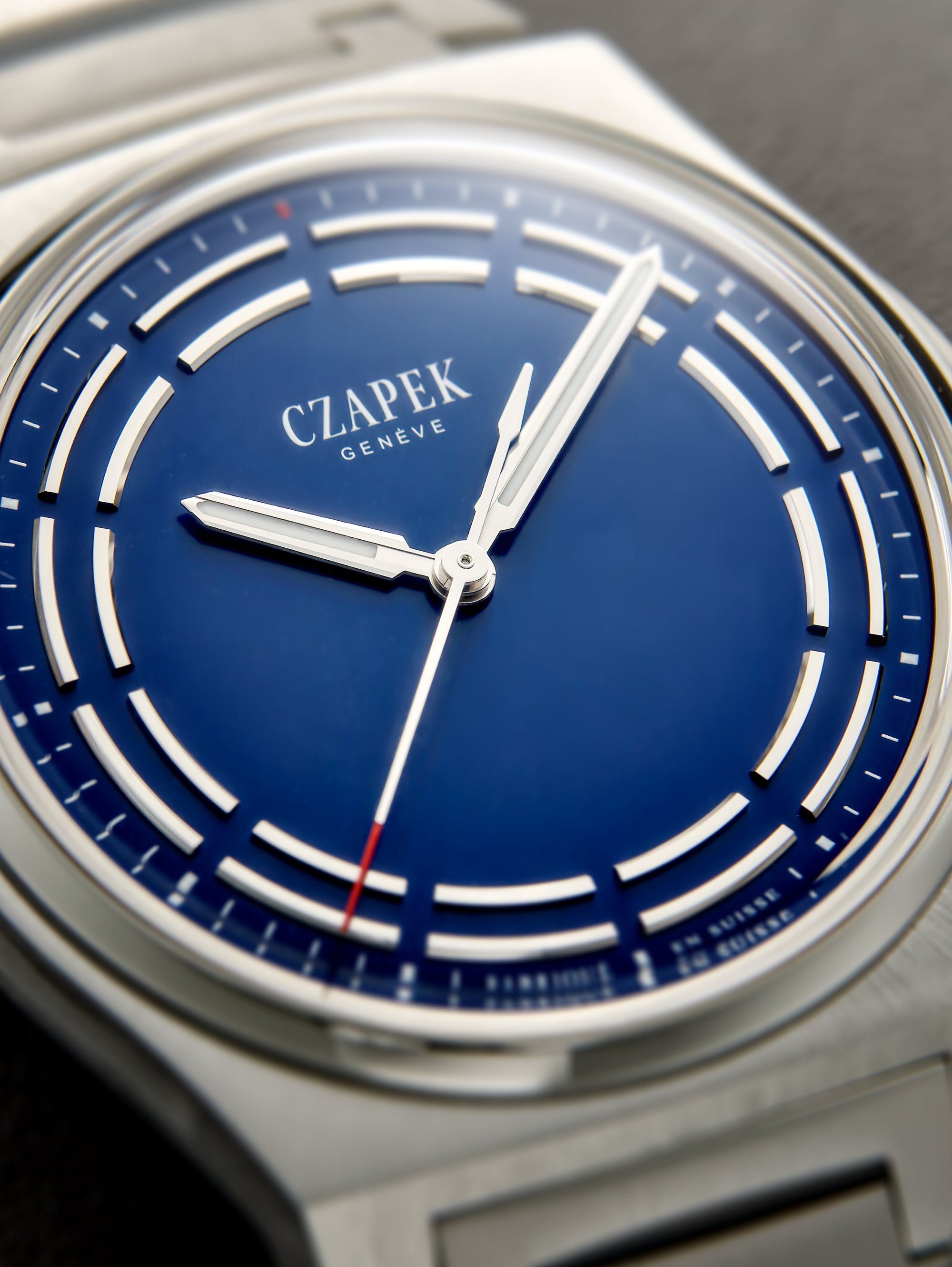 Antarctique Titanium Dark Sector Cosmic Blue